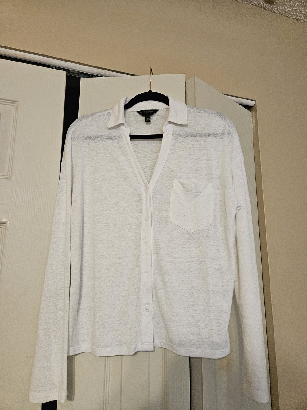 Banana Republic White Lightweight Linen Shirt